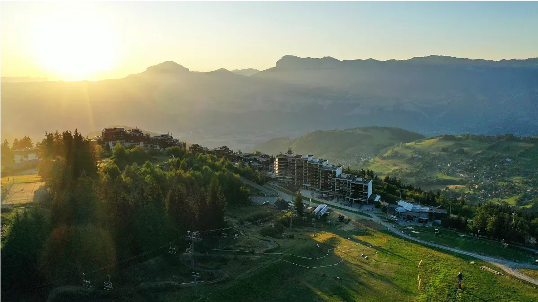 Vue sur l'h&eacute;bergement de la colonie de vacances Ulysseo