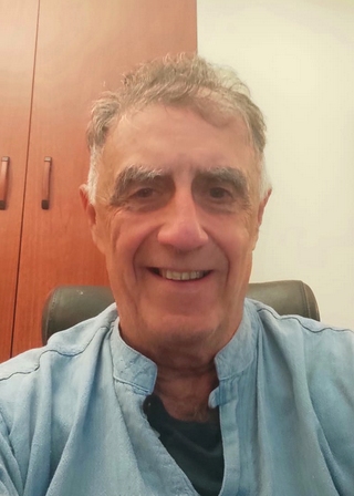 Ricardo Vescovi, Colonie de vacances Ulysséo, Langues