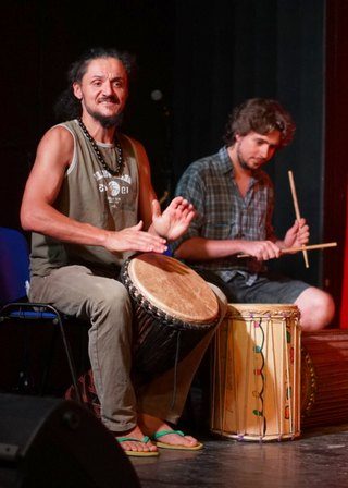 Cours de Djembé débutants, Colonie de vacances Ulysséo, Cours batterie-percussions